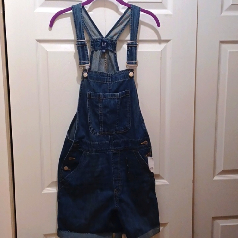 NWT GAP demin farmers jumper. SMALL. Tags still on